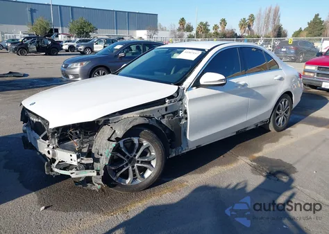 2016 Mercedes-Benz C 300 from USA, damaged, VIN 55SWF4JB7GU102907